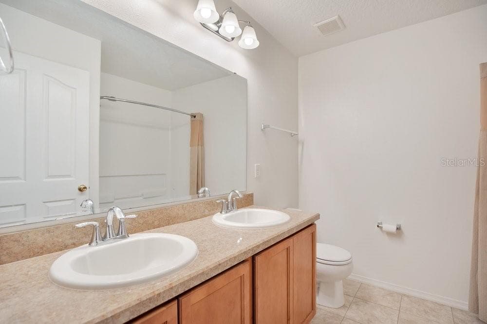 Bathroom 2 - 2319 PLANTATION OAK DR, ORLANDO