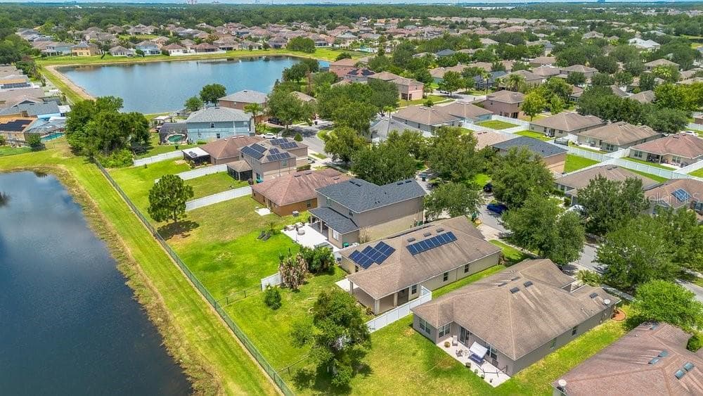 Single Family Residence at 2319 PLANTATION OAK DR, ORLANDO, photo 37 of 40