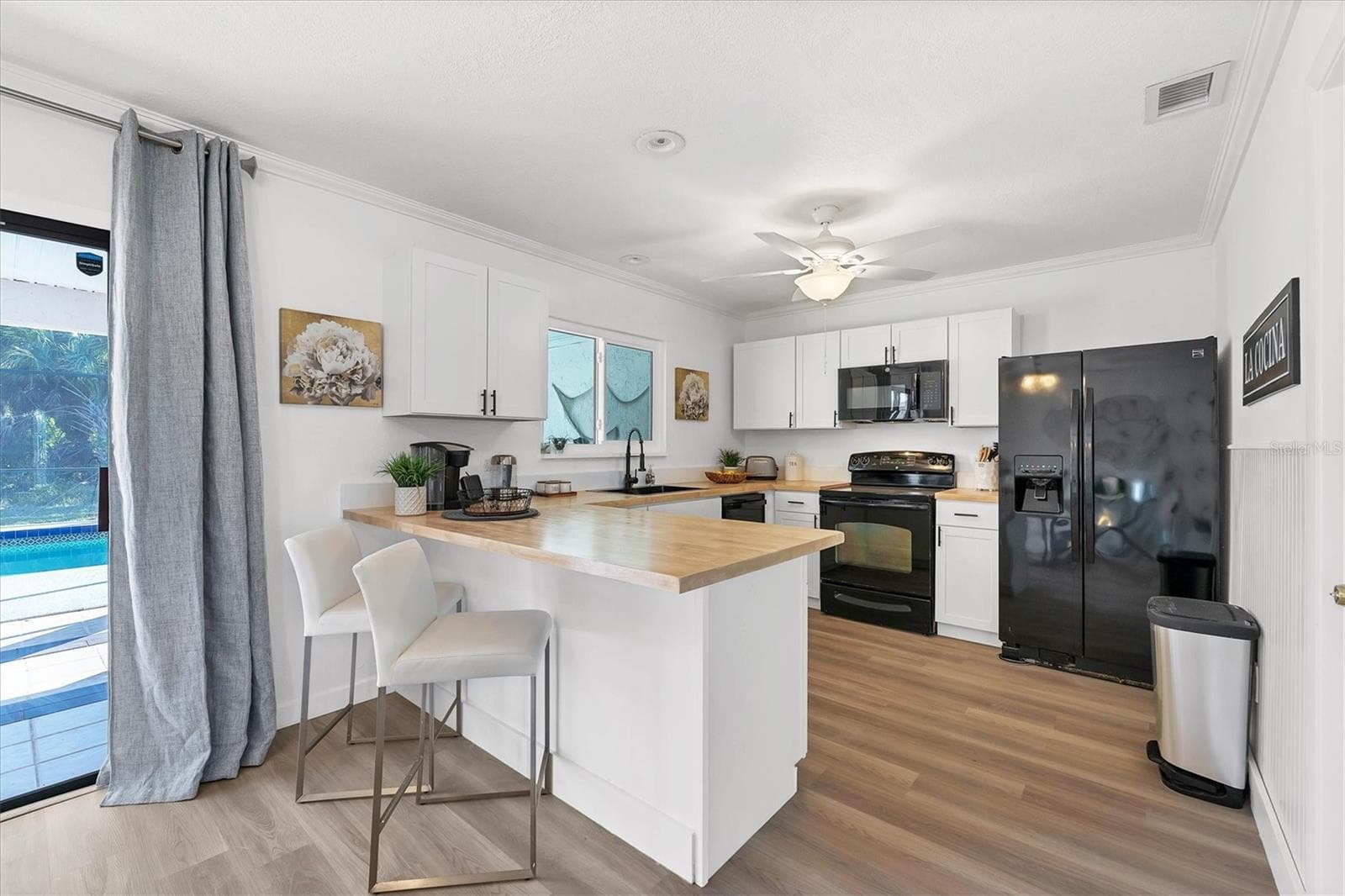 Single Family Residence at 18091 EAU GALLIE CIR, PORT CHARLOTTE, photo 12 of 24