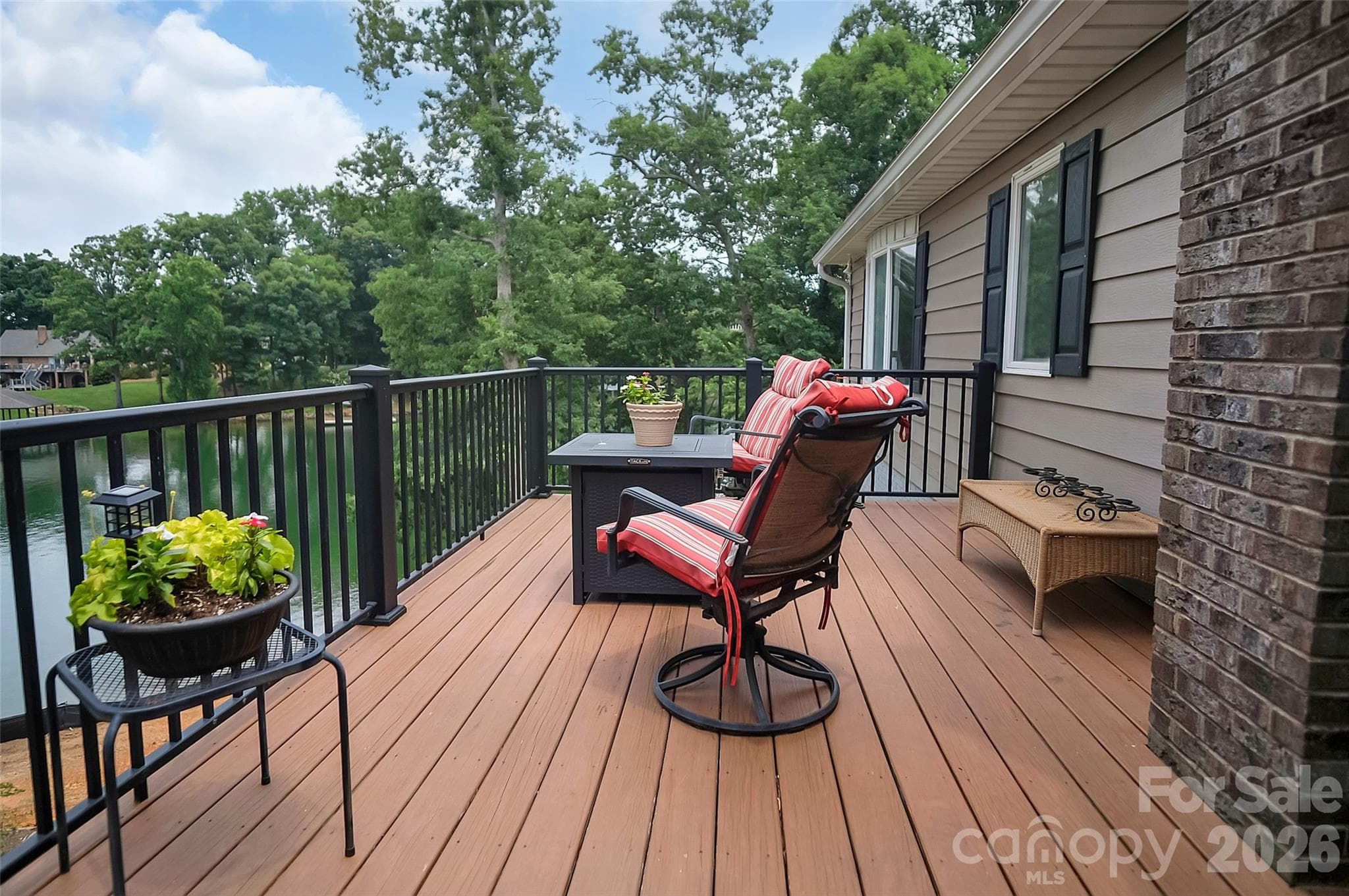 Single Family Residence at 104 Doral Court, Kings Mountain, photo 36 of 48