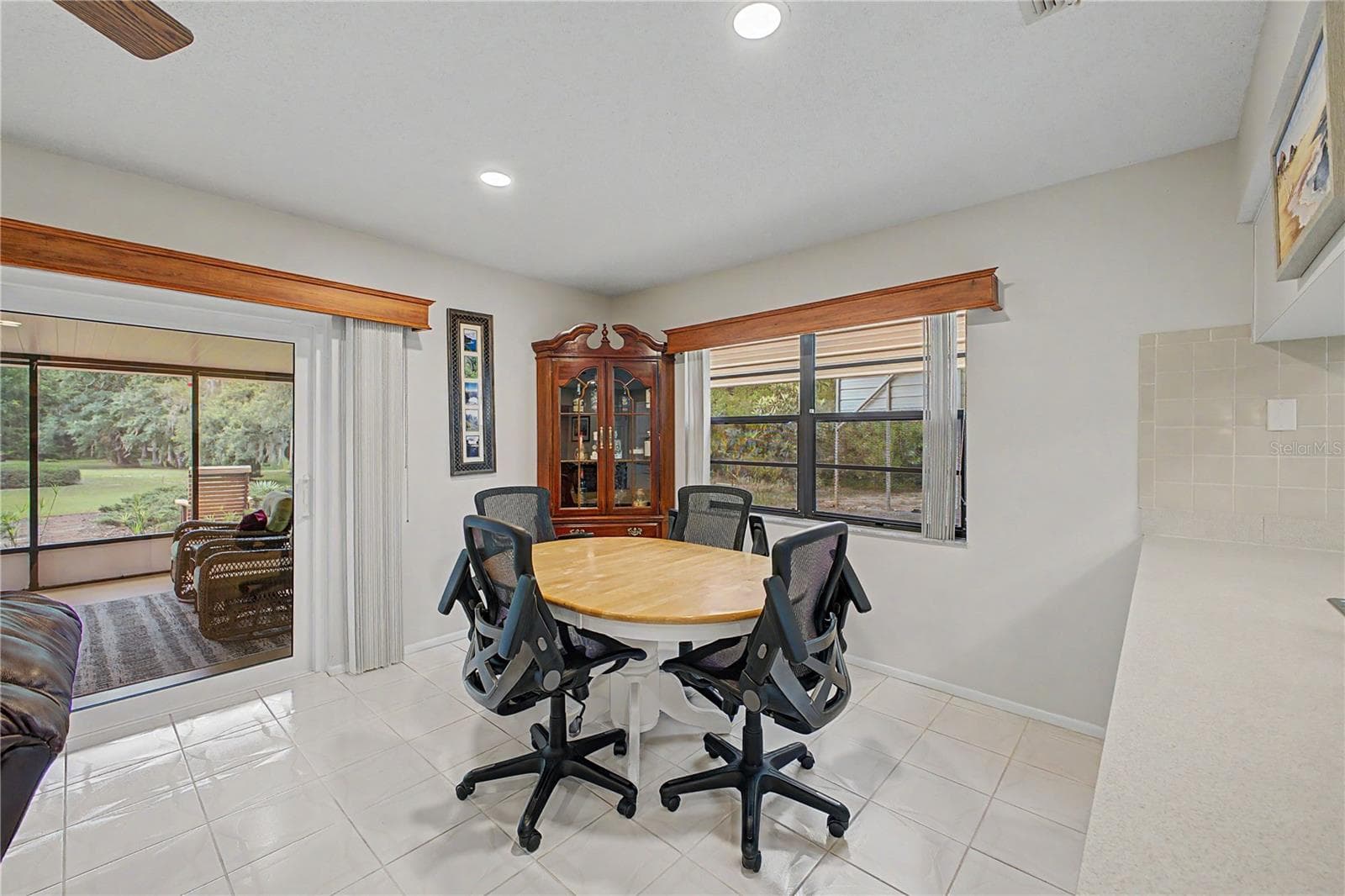 Single Family Residence at 8270 SYCAMORE DR, NEW PORT RICHEY, photo 19 of 68