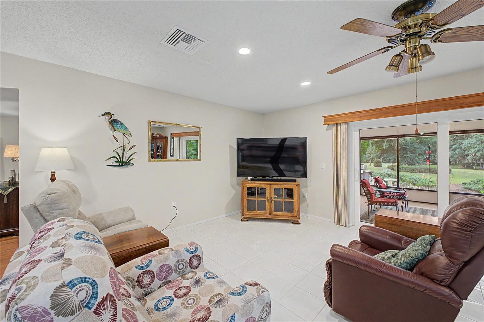 Single Family Residence at 8270 SYCAMORE DR, NEW PORT RICHEY, photo 23 of 68