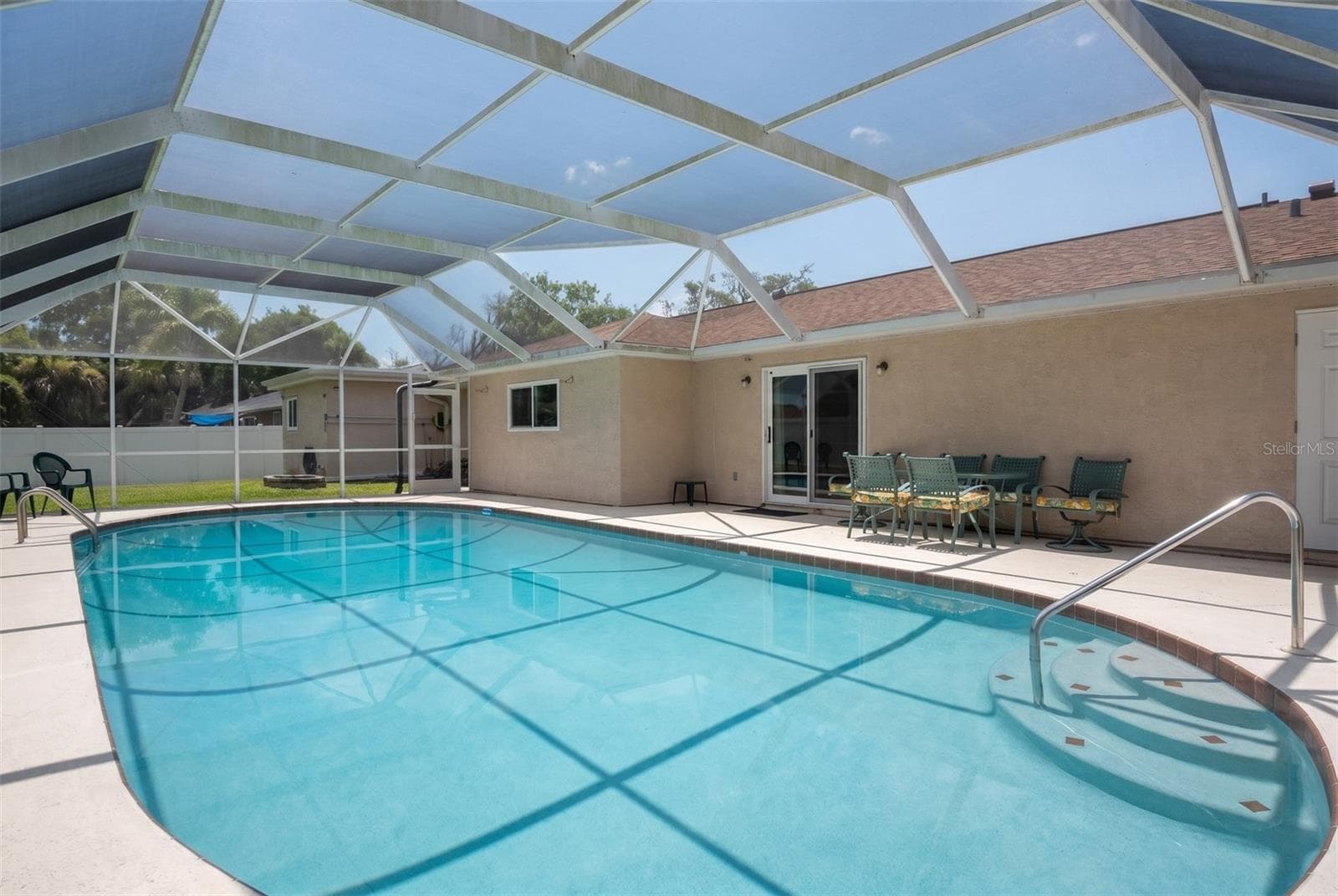 Single Family Residence at 33 SANDCASTLE DR, ORMOND BEACH, photo 7 of 89