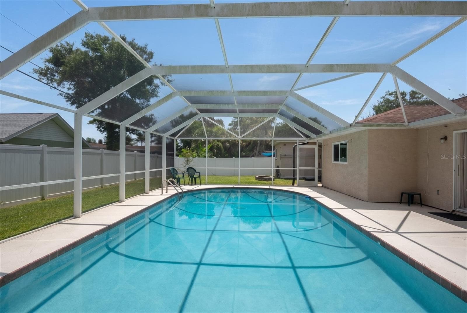 Single Family Residence at 33 SANDCASTLE DR, ORMOND BEACH, photo 52 of 89