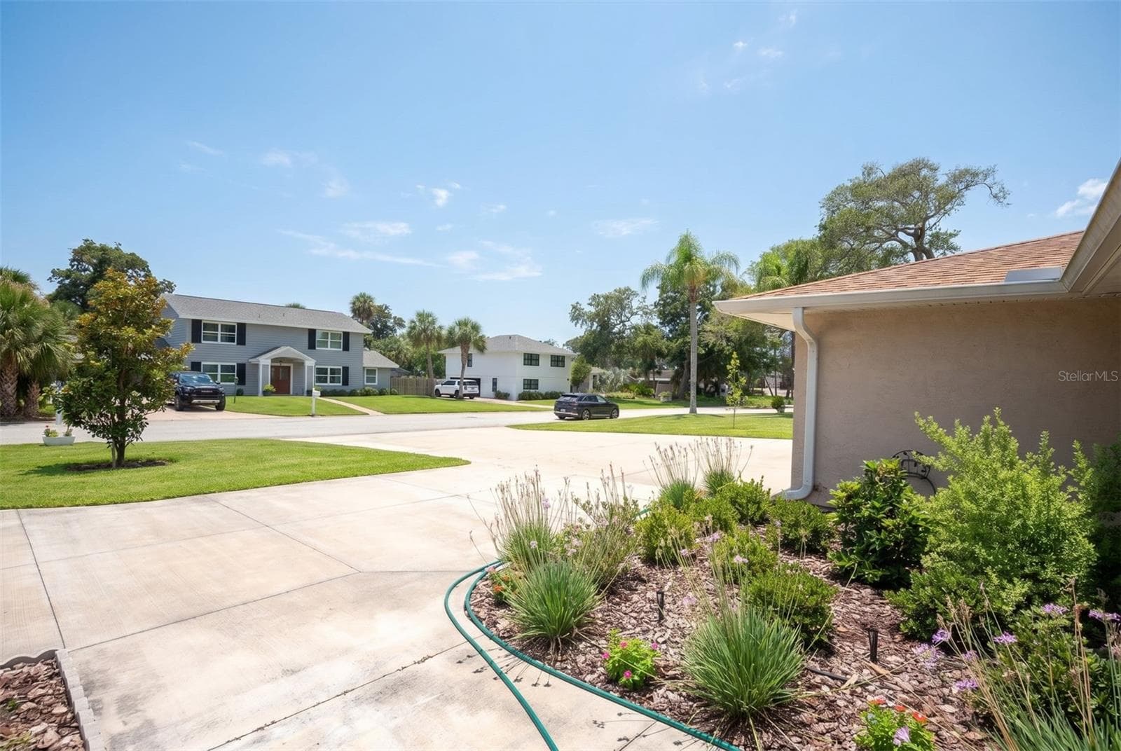 Single Family Residence at 33 SANDCASTLE DR, ORMOND BEACH, photo 82 of 89
