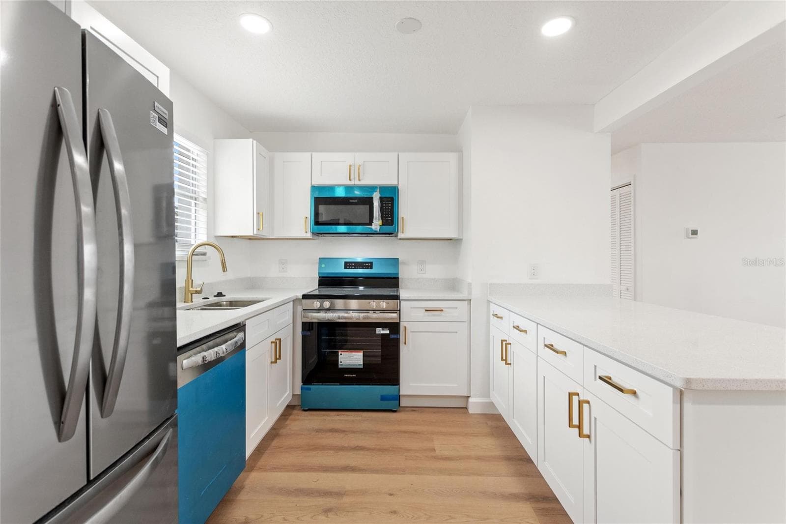 Single Family Residence at 8204 ALLAMANDA AVE, TAMPA, photo 12 of 28