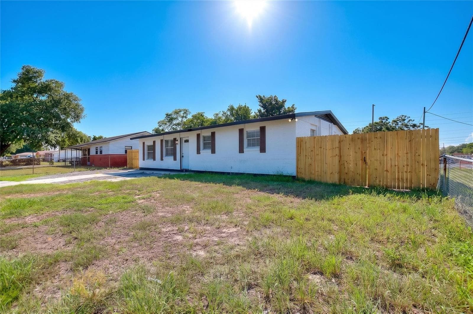 Single Family Residence at 8204 ALLAMANDA AVE, TAMPA, photo 24 of 28