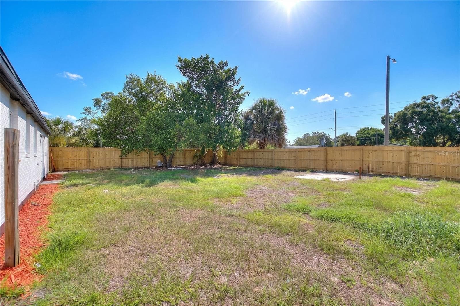 Single Family Residence at 8204 ALLAMANDA AVE, TAMPA, photo 26 of 28