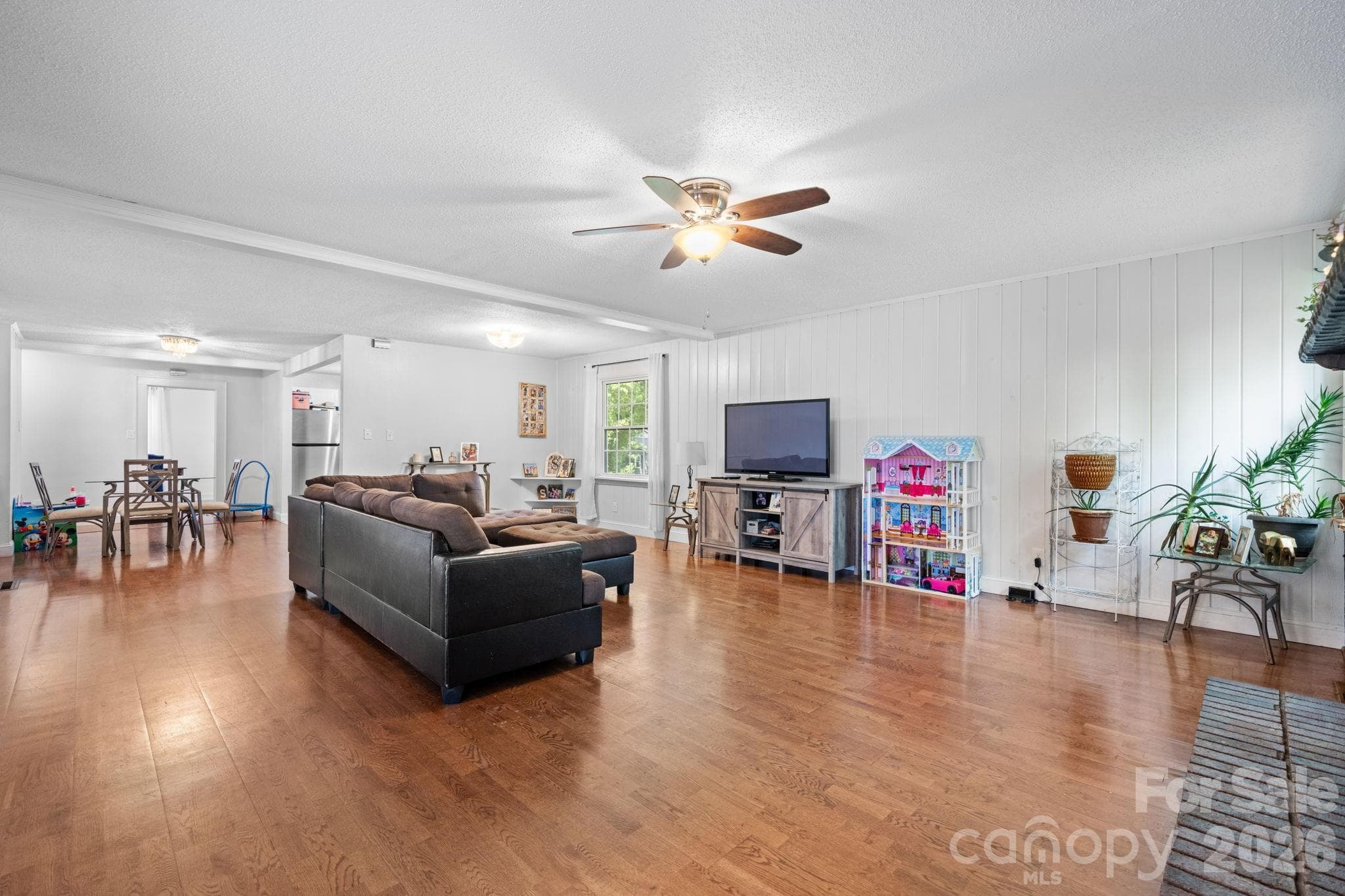 Single Family Residence at Newton, photo 3 of 48