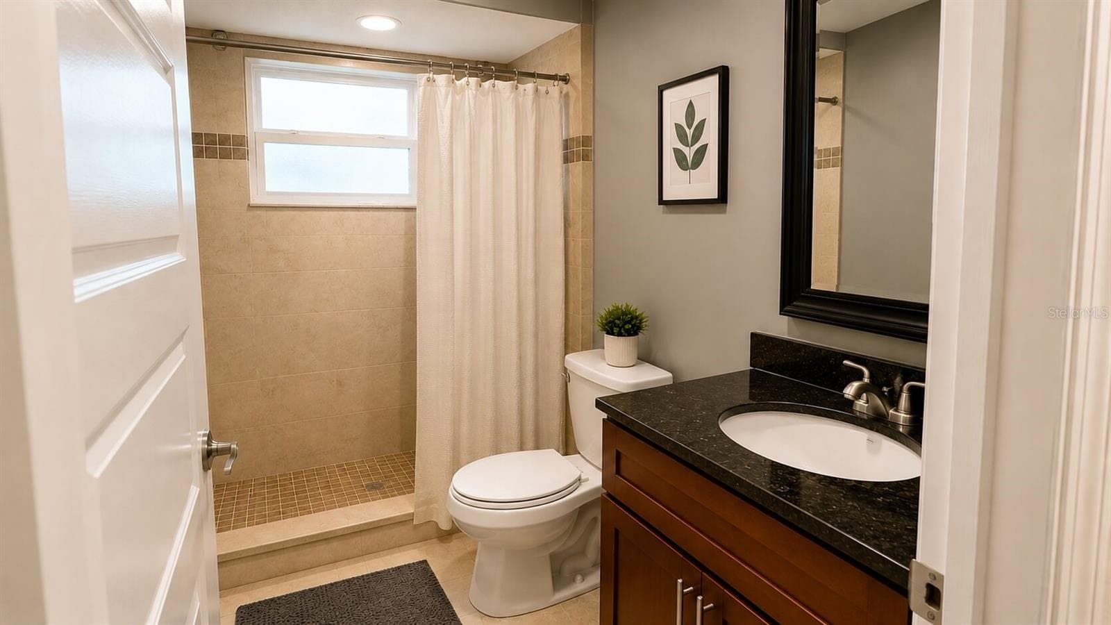 Mixed Use at 150 W 11TH ST, CHULUOTA, photo 18 of 35