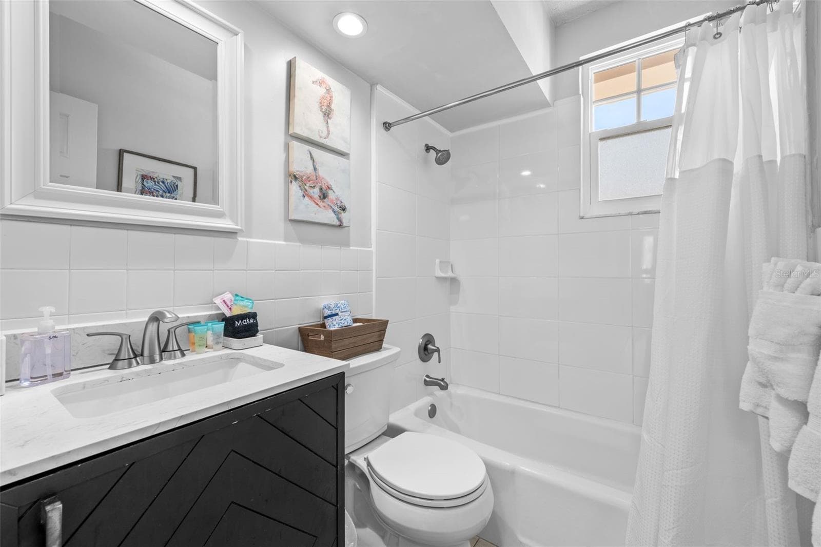 Condo - Hotel at 530 MANDALAY AVE #106, CLEARWATER BEACH, photo 17 of 28