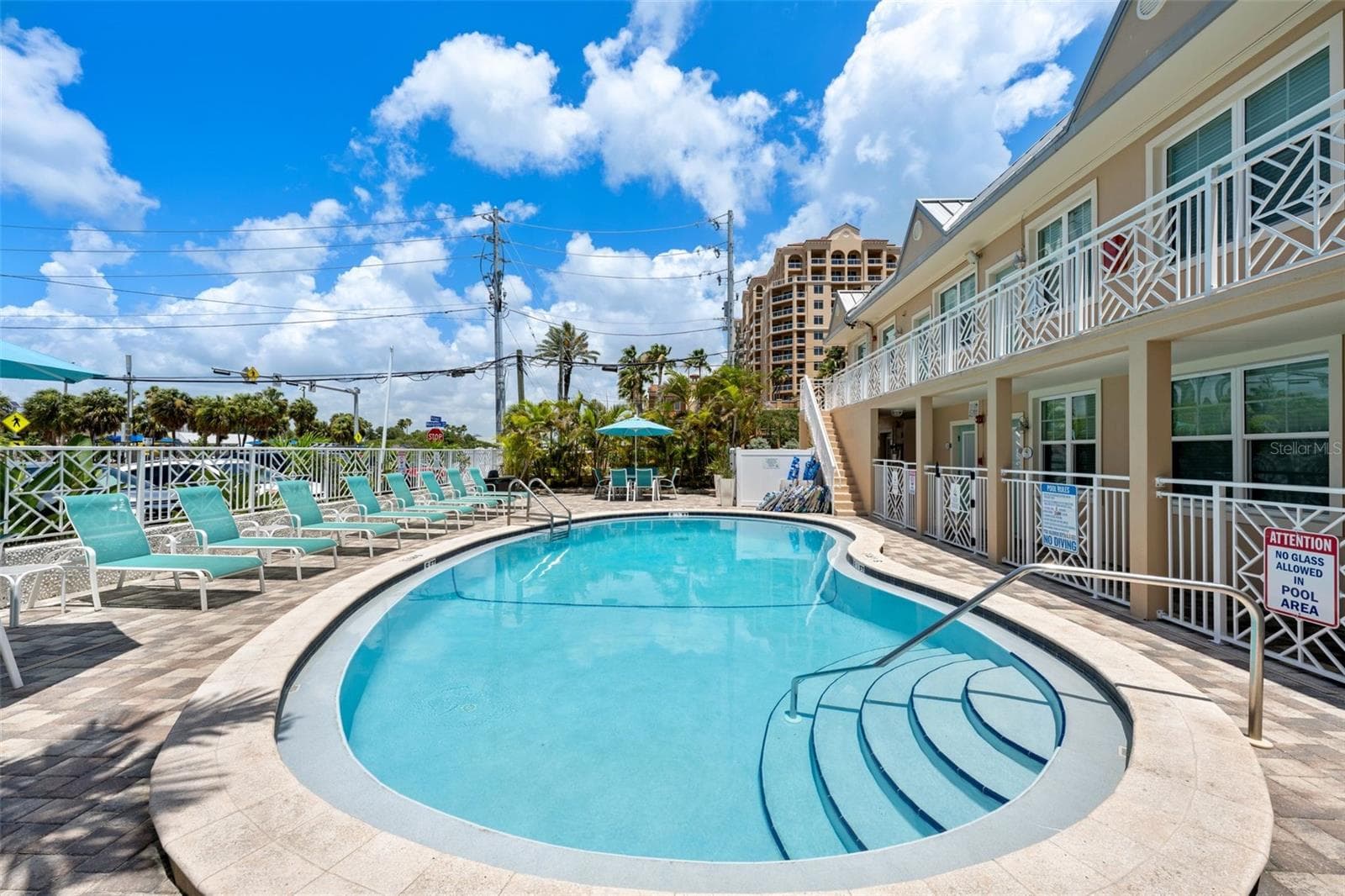 Condo - Hotel at 530 MANDALAY AVE #106, CLEARWATER BEACH, photo 18 of 28