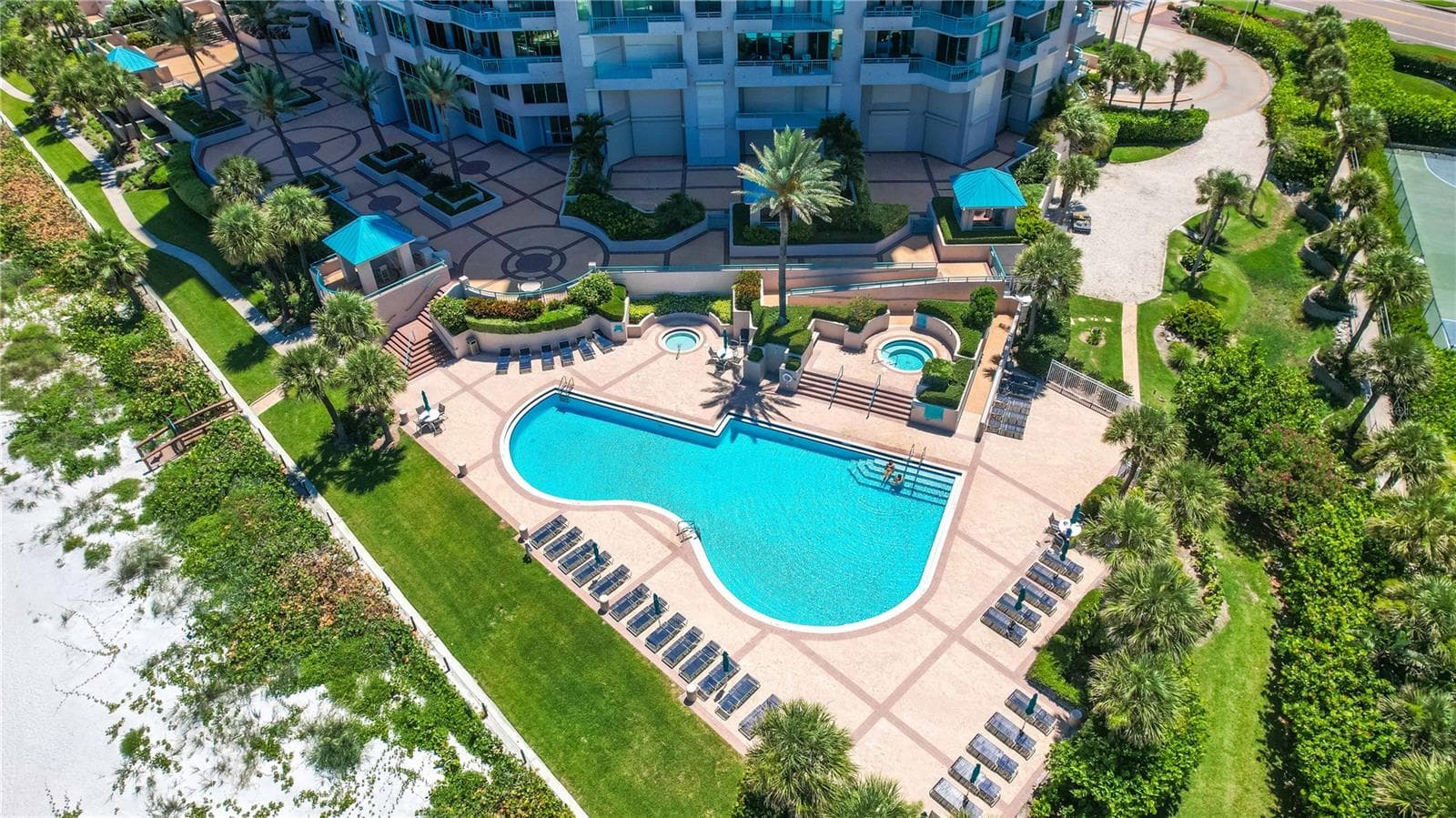 One of three private heated pools in the community - 1560 GULF BLVD #1607, CLEARWATER