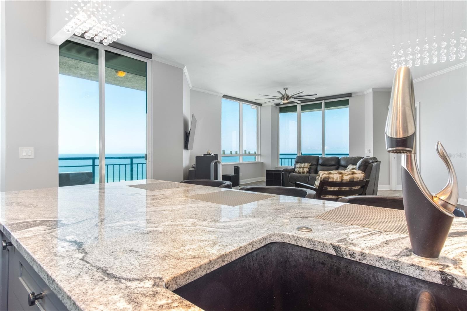 Condominium at 1560 GULF BLVD #1607, CLEARWATER, photo 15 of 63