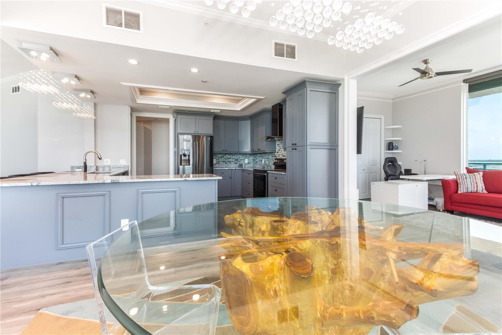 Condominium at 1560 GULF BLVD #1607, CLEARWATER, photo 17 of 63