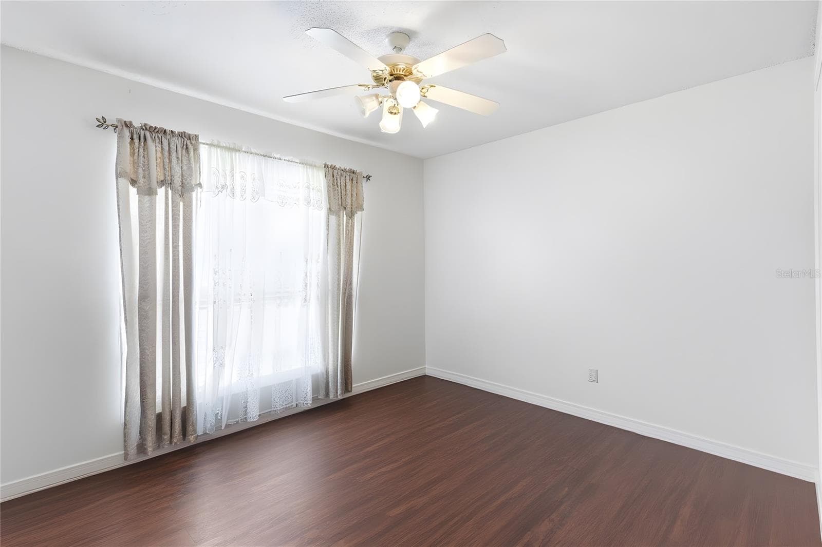 Single Family Residence at 964 FORT SMITH BLVD, DELTONA, photo 42 of 55