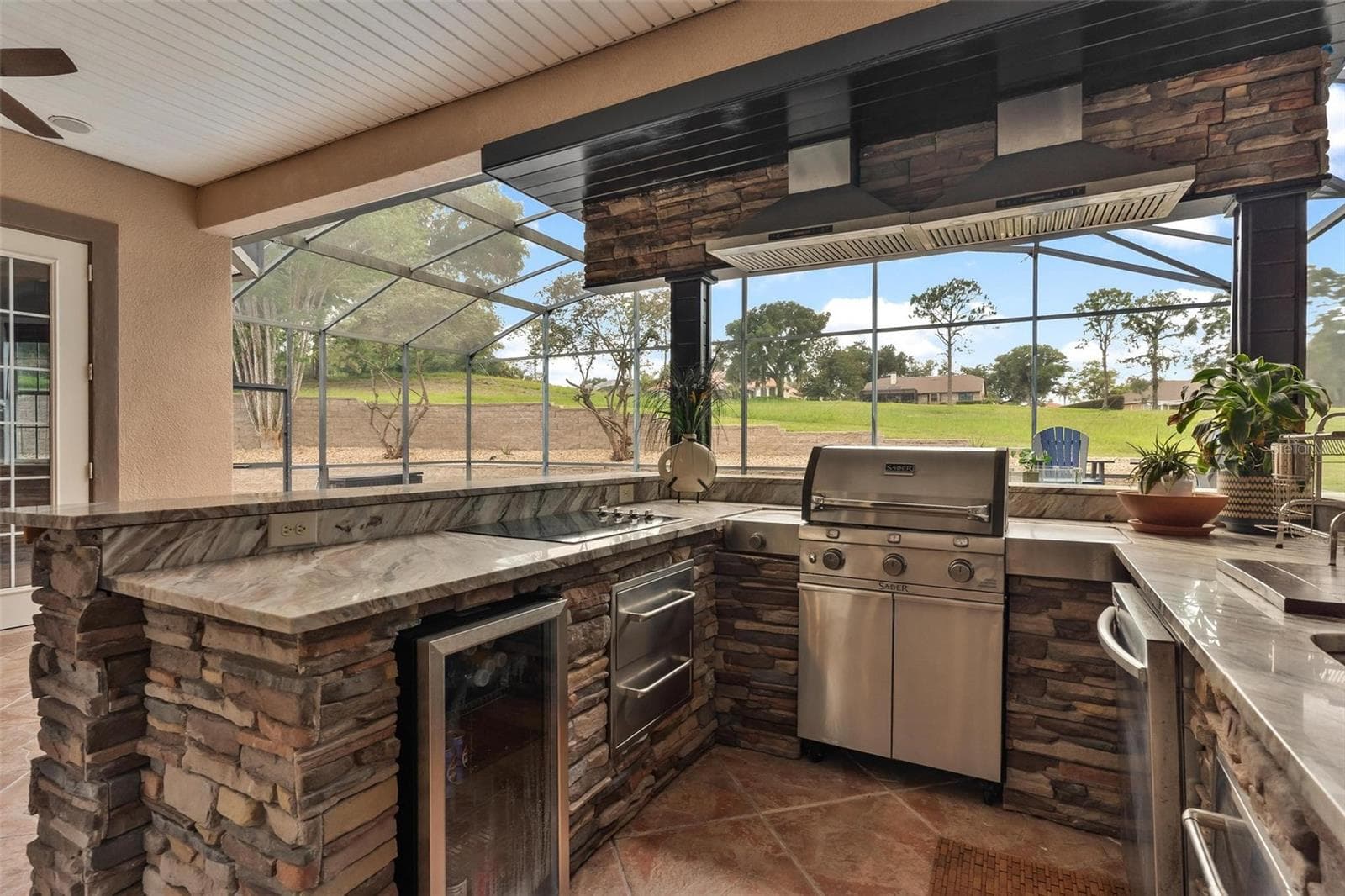 Beautiful Stone Summer Kitchen Great for Entertaining... - 5506 CITATION CT, LADY LAKE