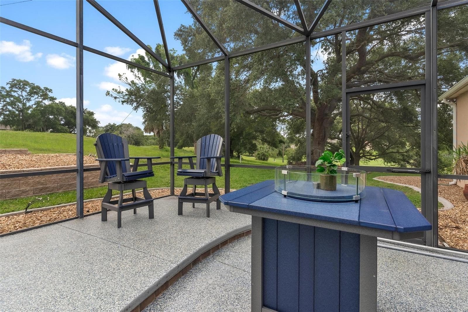 Pool Deck Overlooking Golf Course - 5506 CITATION CT, LADY LAKE
