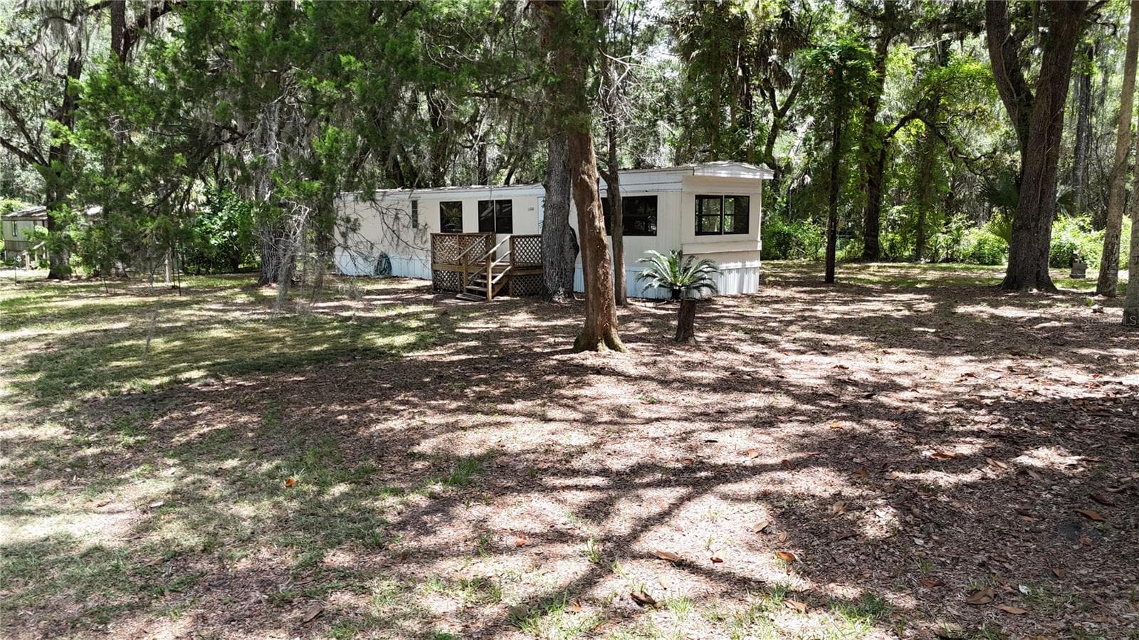 Mobile Home at 11310 W YELLOW OAK LN, CRYSTAL RIVER, photo 2 of 33