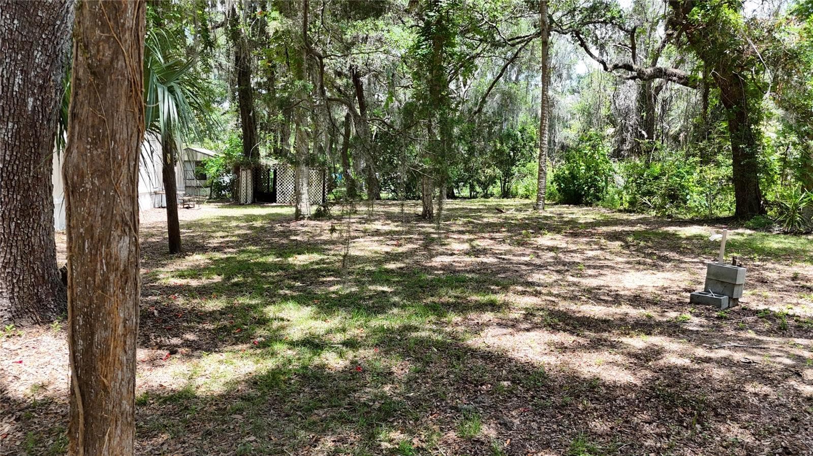 Mobile Home at 11310 W YELLOW OAK LN, CRYSTAL RIVER, photo 3 of 33