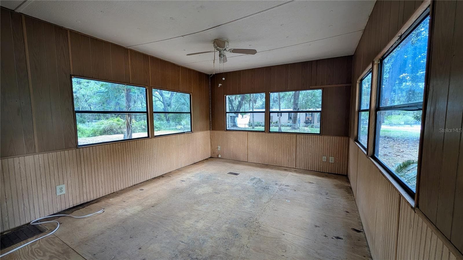 Mobile Home at 11310 W YELLOW OAK LN, CRYSTAL RIVER, photo 6 of 33