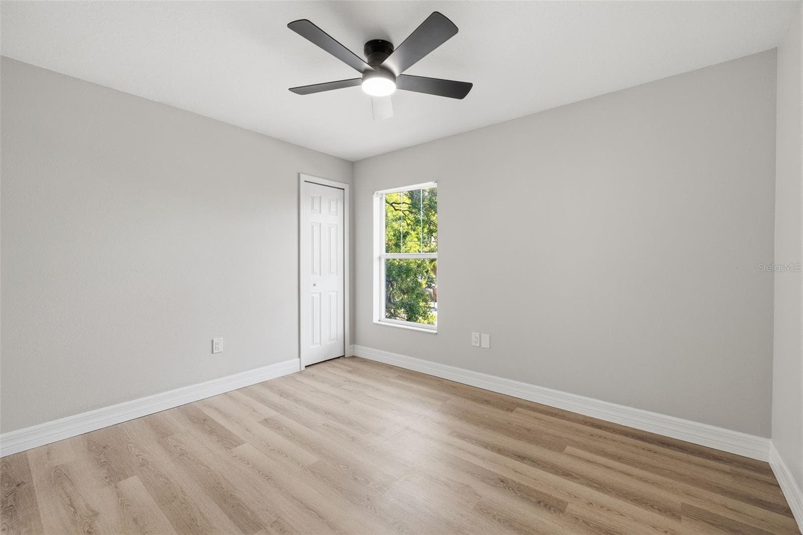 Single Family Residence at 319 E HANLON ST, TAMPA, photo 17 of 24