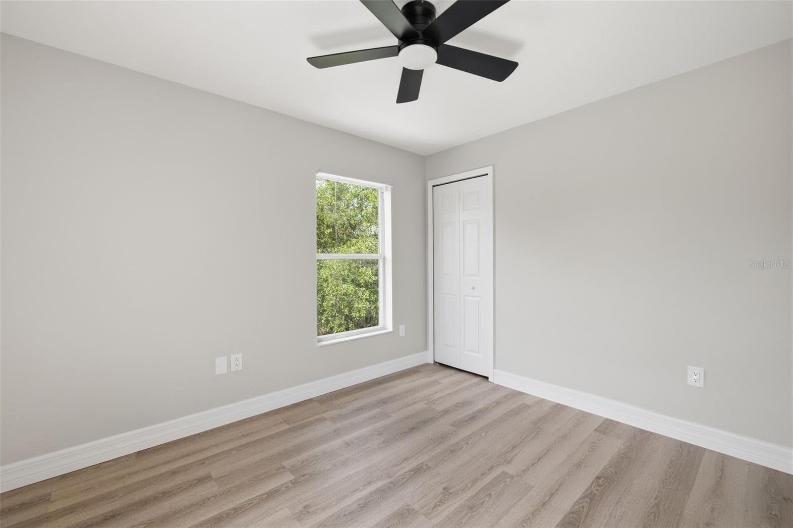 Single Family Residence at 319 E HANLON ST, TAMPA, photo 19 of 24
