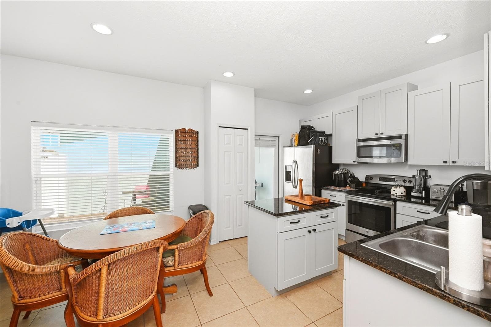 Townhouse at 528 RAINBOW SPRINGS LOOP, GROVELAND, photo 13 of 49