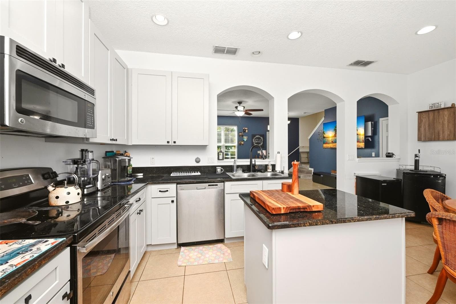 Townhouse at 528 RAINBOW SPRINGS LOOP, GROVELAND, photo 16 of 49