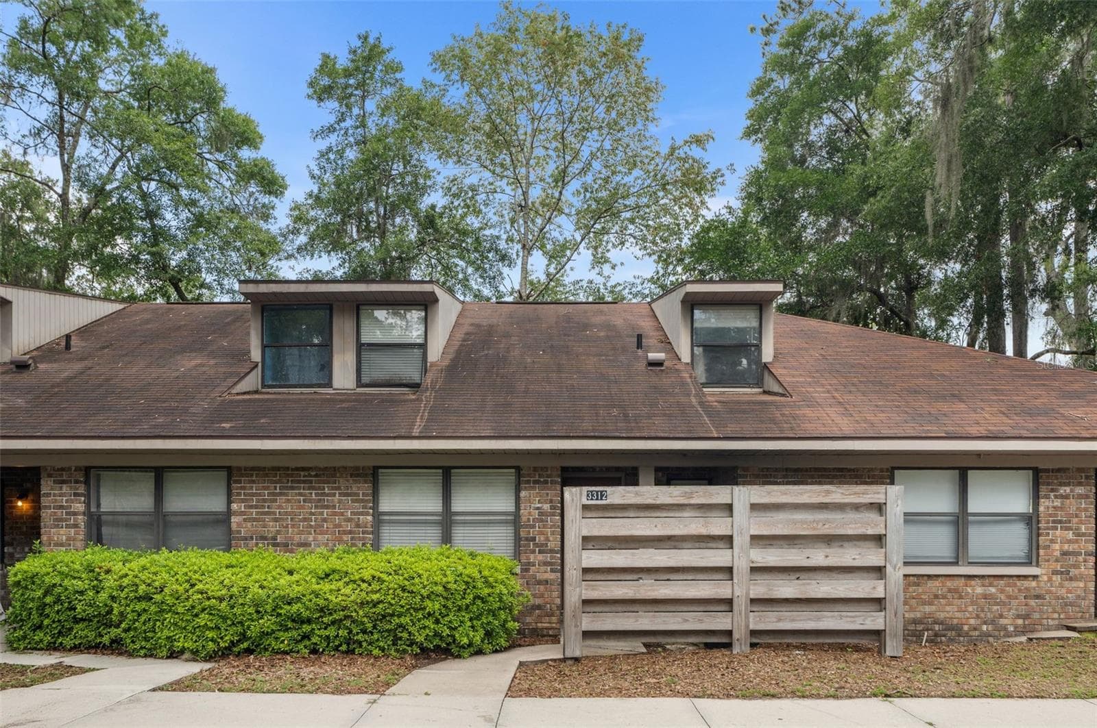 3312 NW 52ND TER