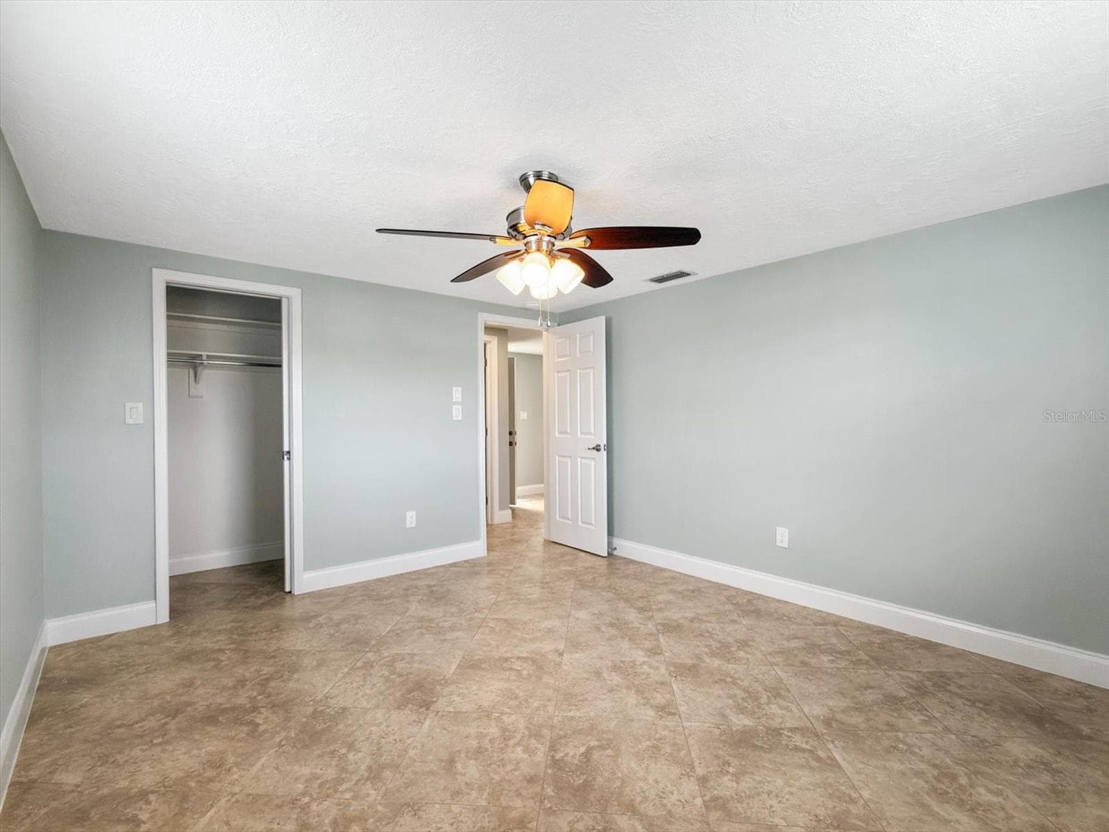 Bedroom #2 with walk in closet - 5008 DORY DR, NEW PORT RICHEY