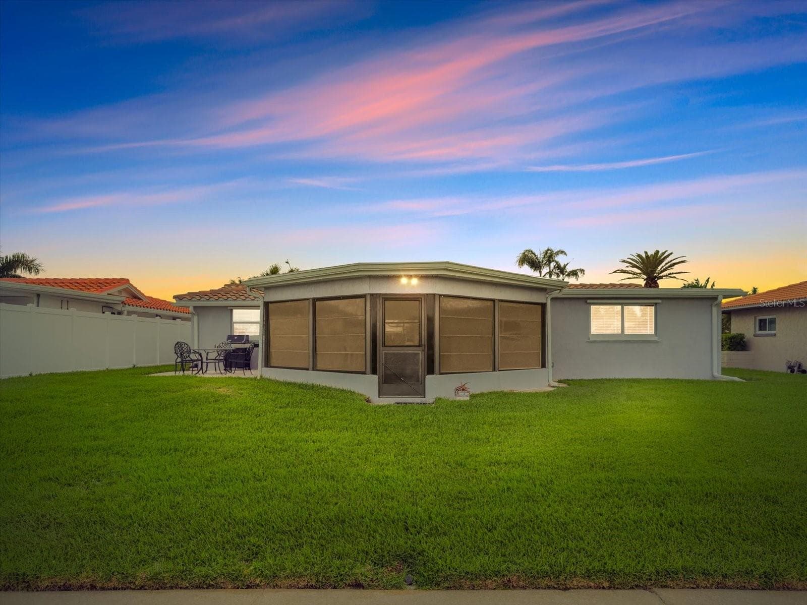 Rear view - 5008 DORY DR, NEW PORT RICHEY