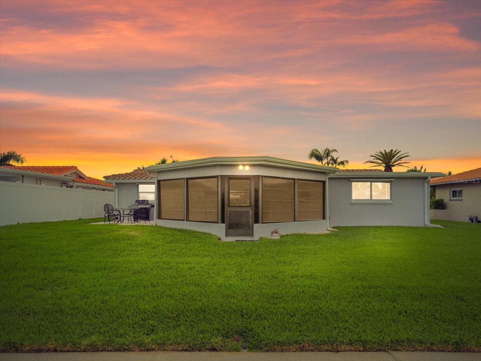 Rear View - 5008 DORY DR, NEW PORT RICHEY