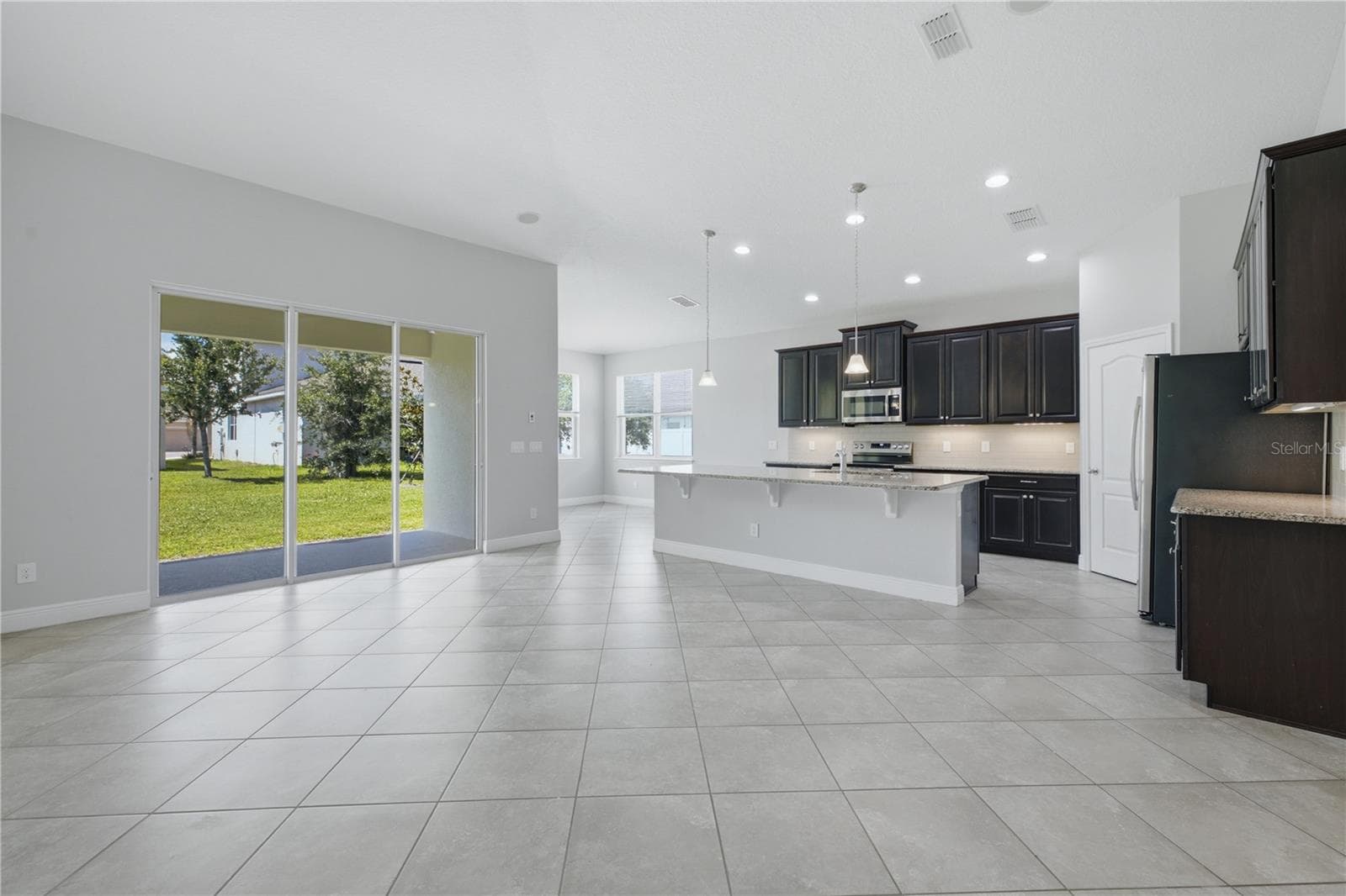 Single Family Residence at 6023 W TOWN CENTER BLVD, ORLANDO, photo 9 of 37
