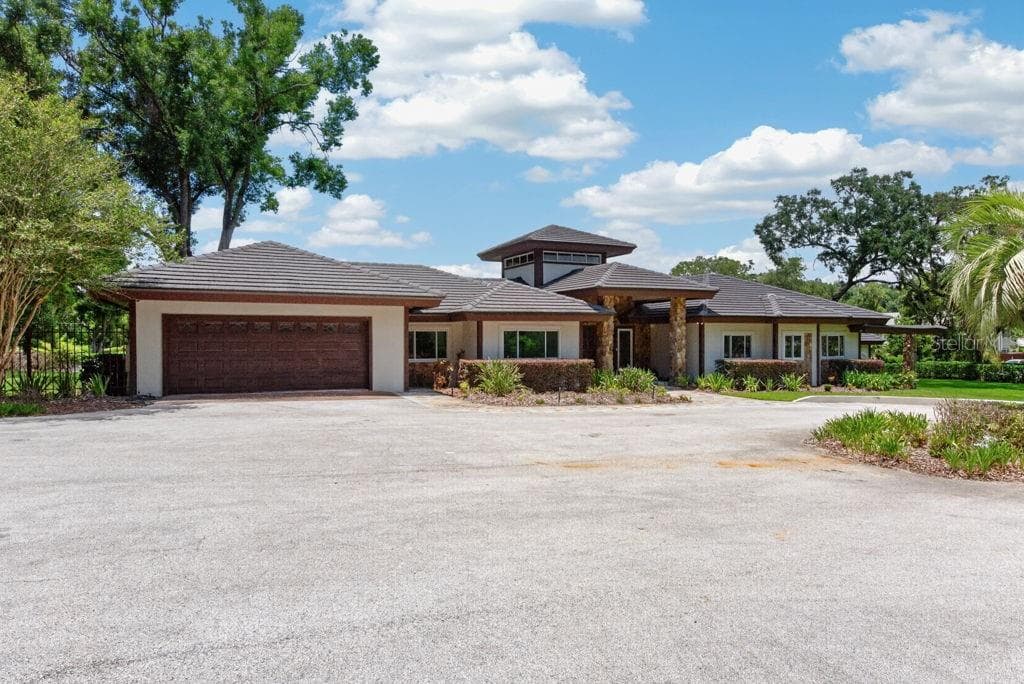 Single Family Residence at 1007 LAKEWOOD DR, BRANDON, photo 88 of 97