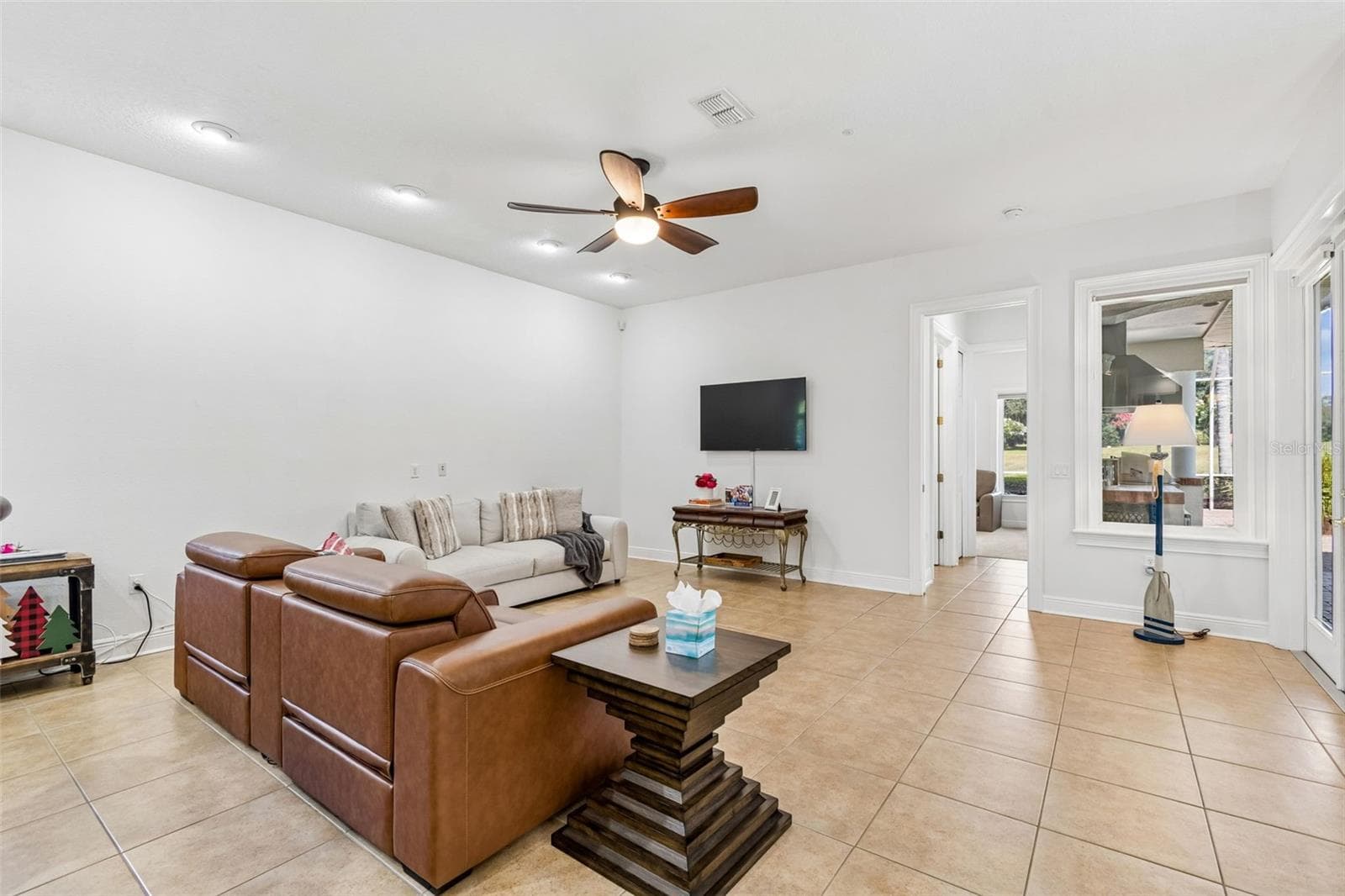 Single Family Residence at 12749 GRAND TRAVERSE DR, DADE CITY, photo 19 of 92