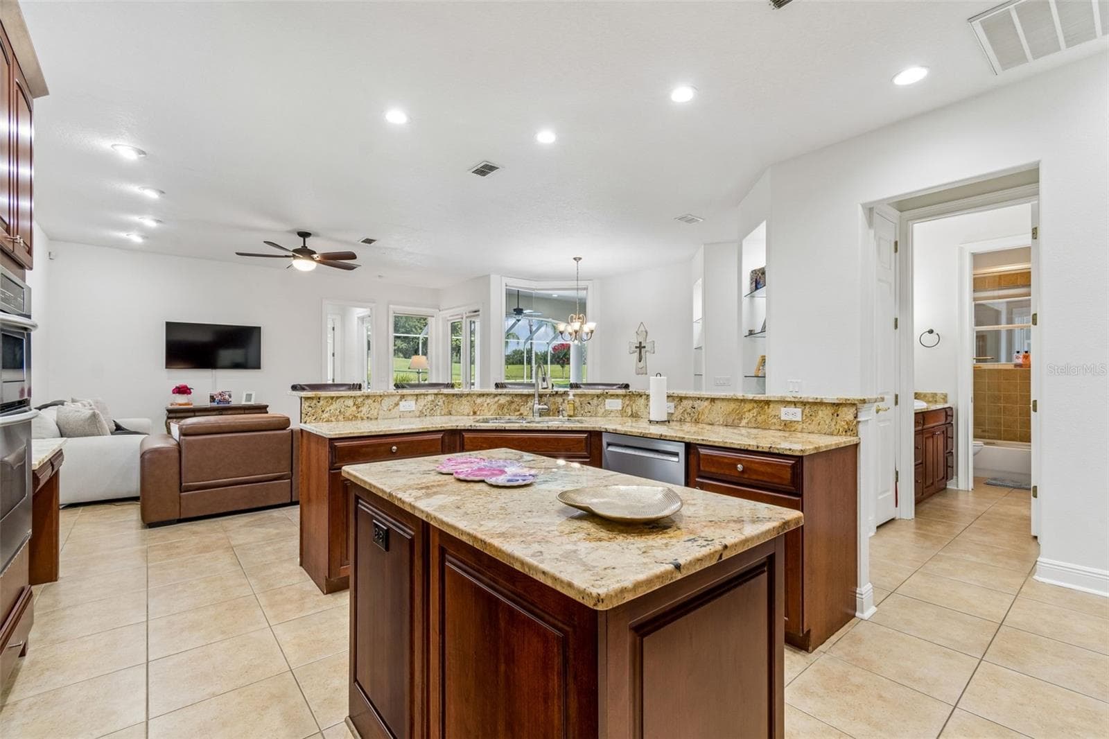 Single Family Residence at 12749 GRAND TRAVERSE DR, DADE CITY, photo 24 of 92
