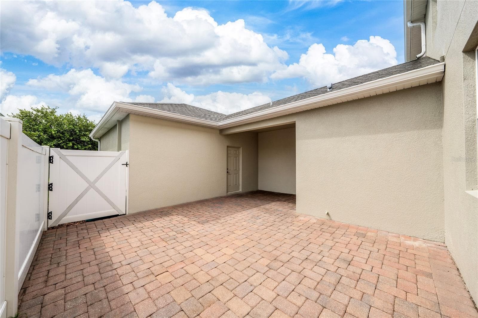 Townhouse at 11574 COMIC ALY, ORLANDO, photo 22 of 47
