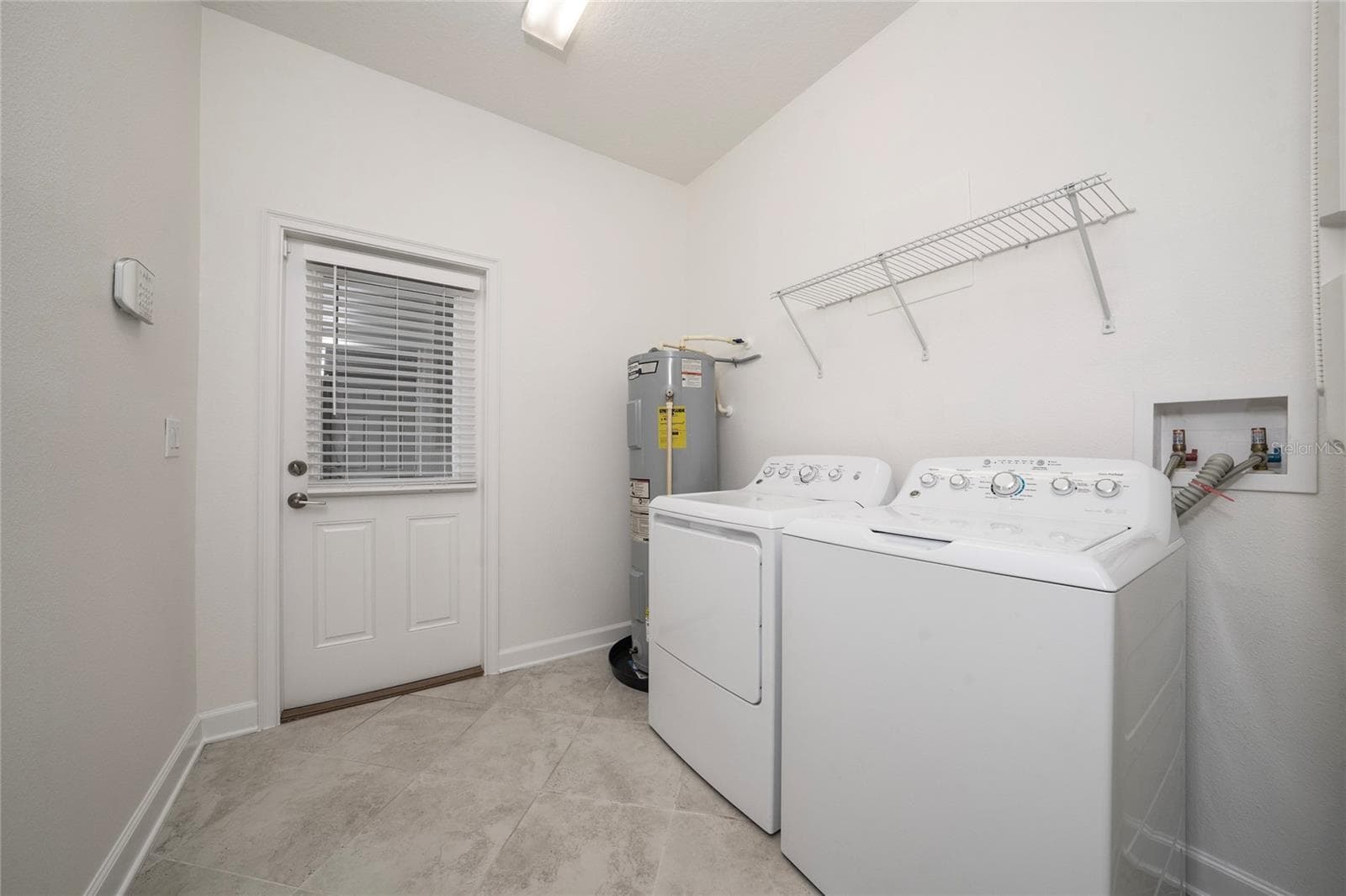 Townhouse at 11574 COMIC ALY, ORLANDO, photo 36 of 47