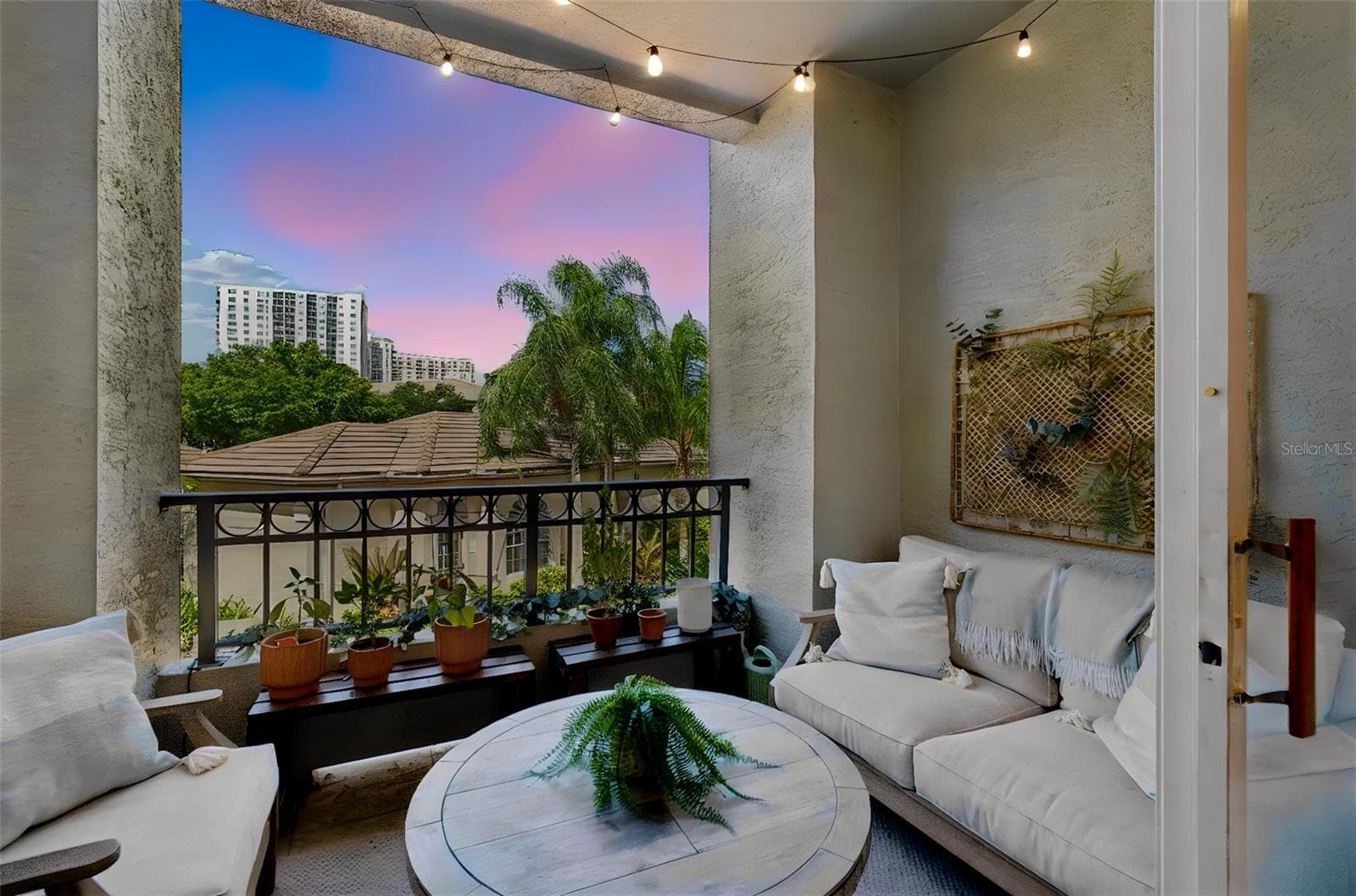 Condominium at 708 SEABOARD PL #708, TAMPA, photo 2 of 81