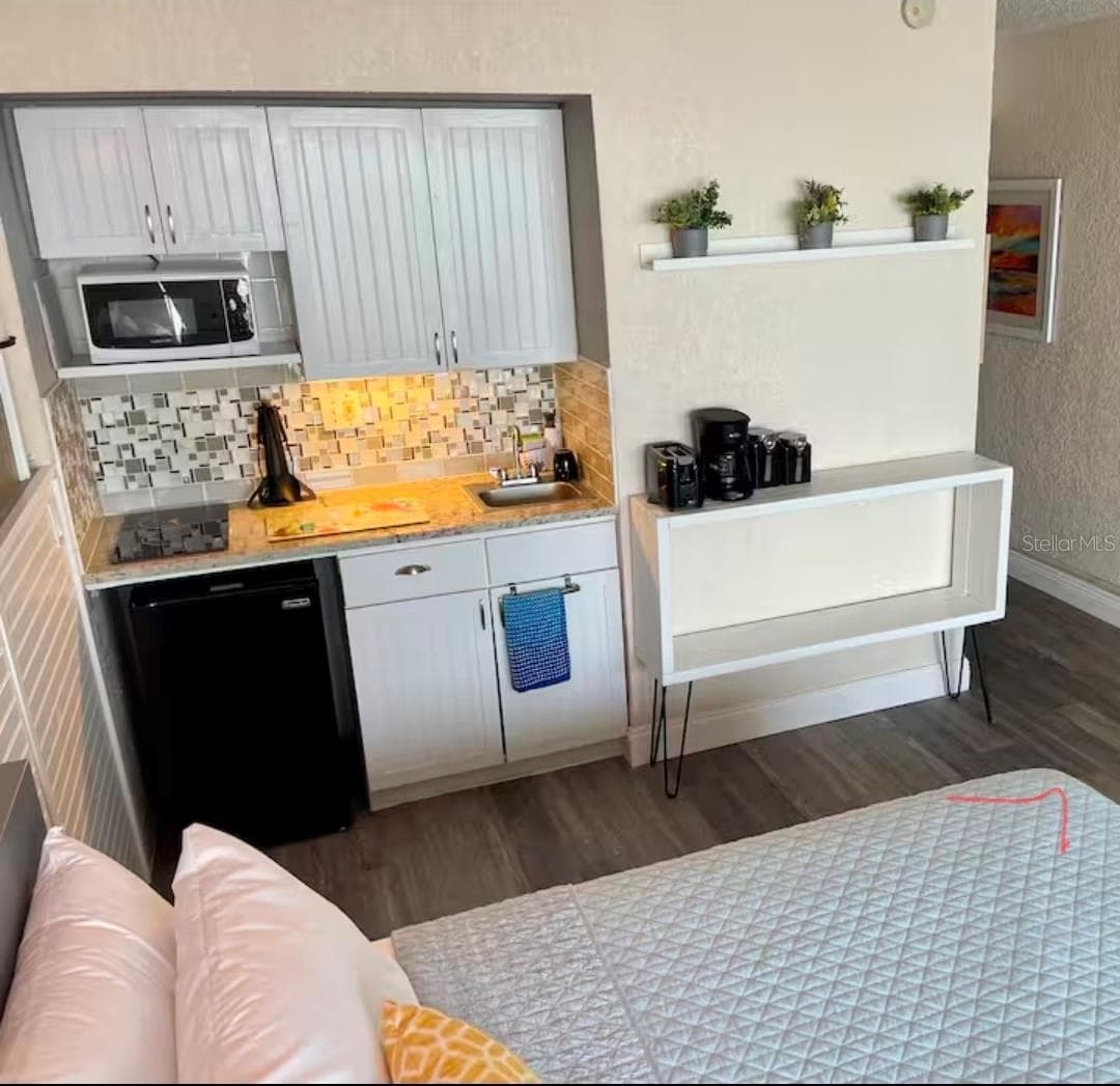 Condo - Hotel at 2301 S ATLANTIC AVE #337, DAYTONA BEACH, photo 6 of 14