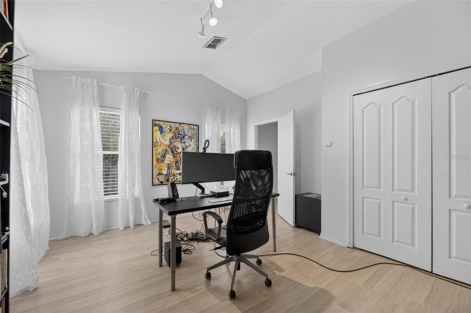Single Family Residence at 11901 NORTHUMBERLAND DR, TAMPA, photo 29 of 53