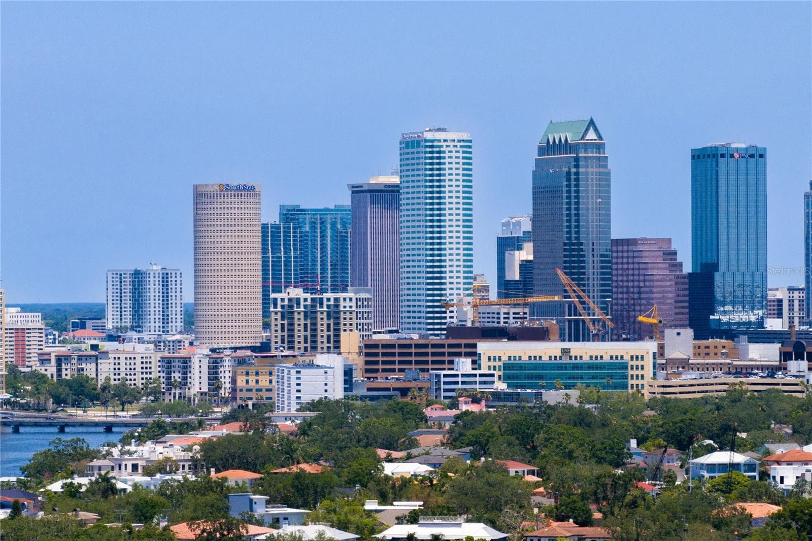 Just minutes from Downtown Tampa, Bayshore Boulevard, and Hyde Park Village. - 508 E DAVIS BLVD, TAMPA