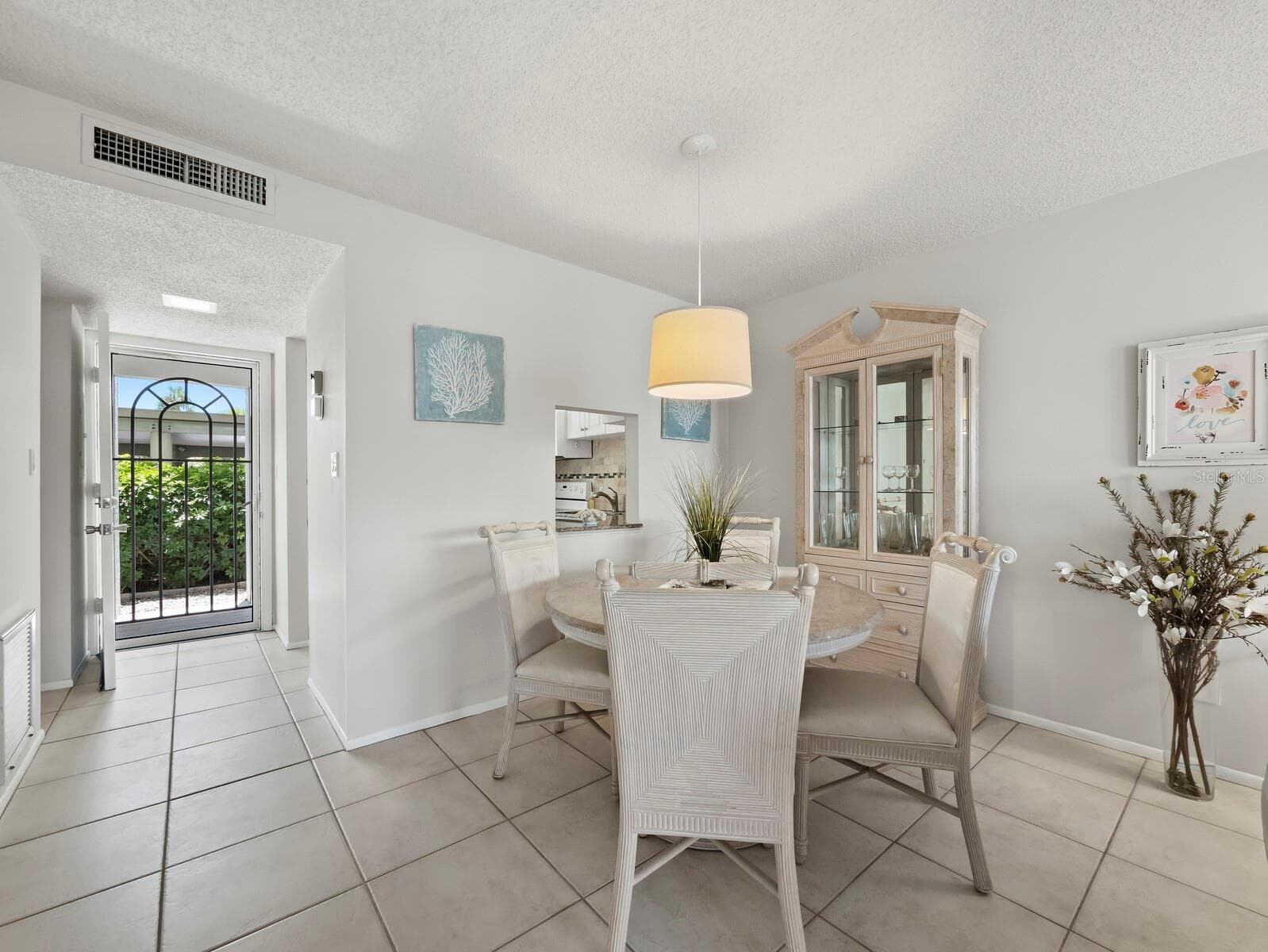 Condominium at 4350 CHATHAM DR #105, LONGBOAT KEY, photo 10 of 54