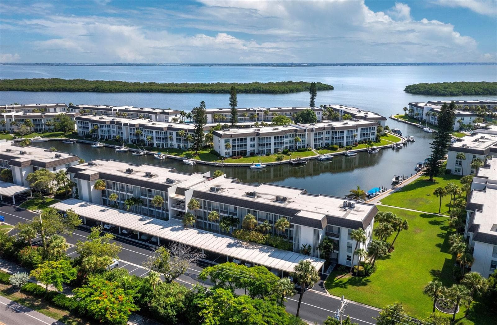 Condominium at 4350 CHATHAM DR #105, LONGBOAT KEY, photo 31 of 54