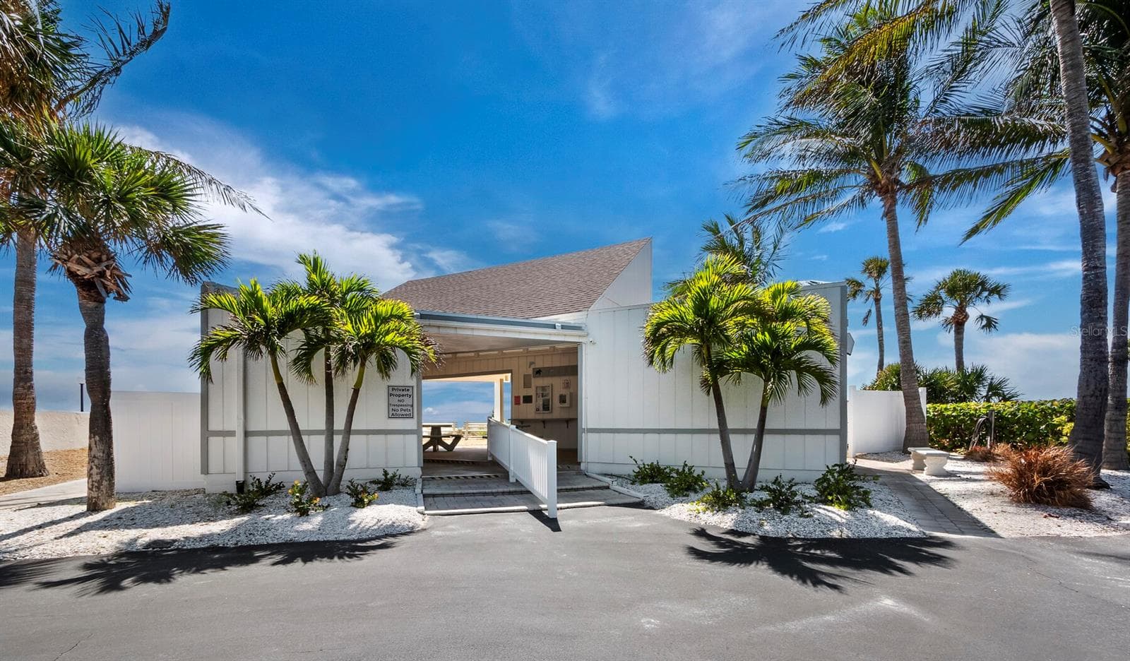 Condominium at 4350 CHATHAM DR #105, LONGBOAT KEY, photo 53 of 54
