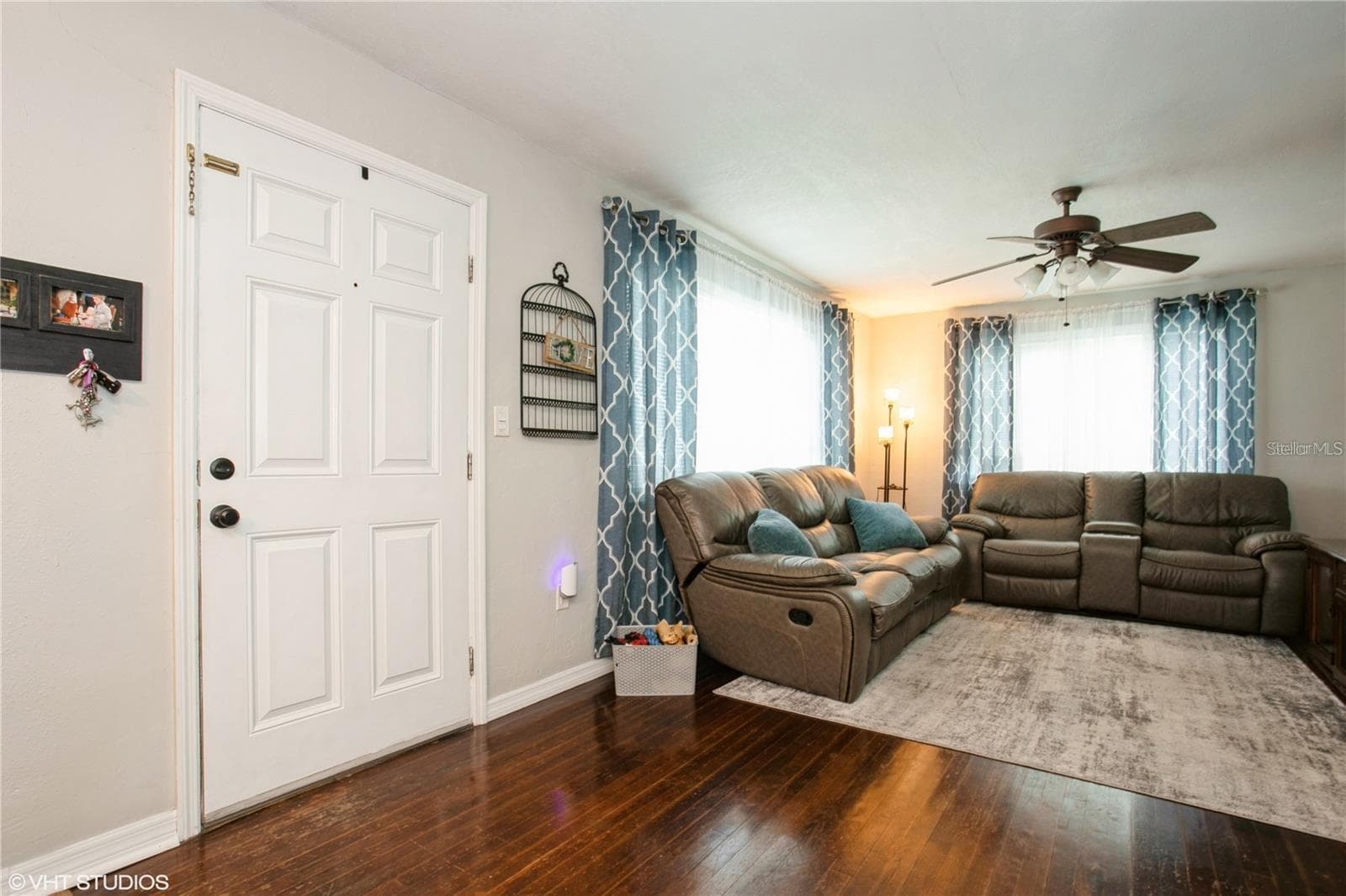 Single Family Residence at 1813 5TH ST W, PALMETTO, photo 6 of 36