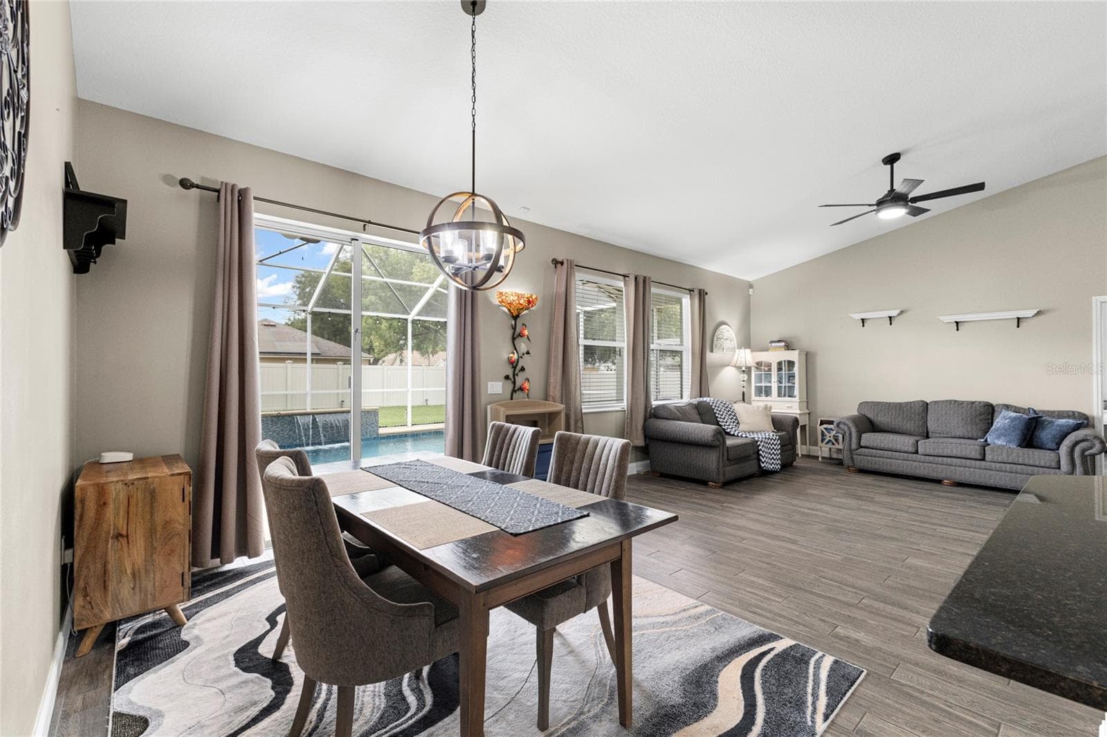 Single Family Residence at 4038 LITHIA RIDGE BLVD, VALRICO, photo 6 of 49