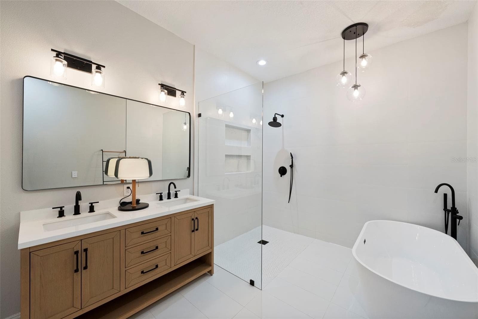 Villa at 2504 W TENNESSEE AVE #A, TAMPA, photo 11 of 30
