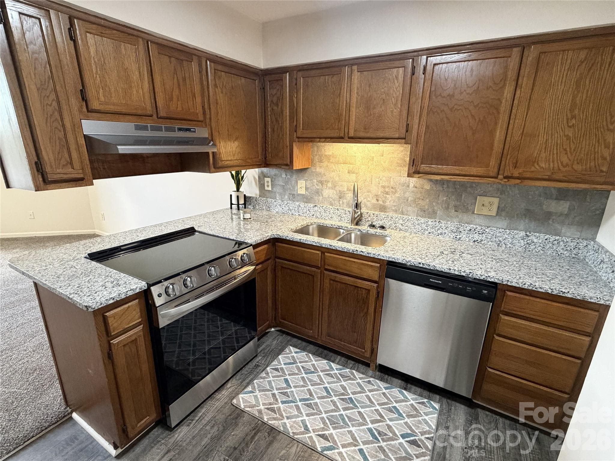 Condominium at Concord, photo 2 of 32
